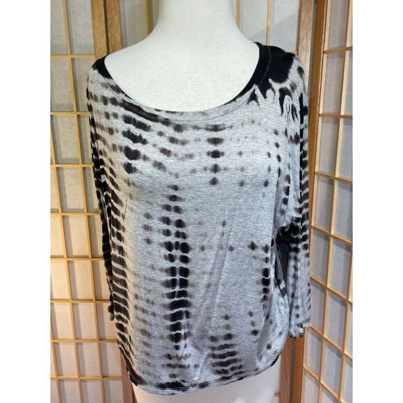 Michael Stars OSFM Tie Dye Hi/Low Top - Picture 5 of 12